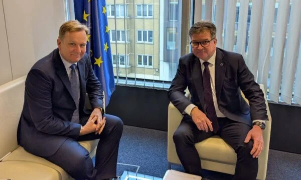 Lajcak meets with his successor for Kosovo- Serbia