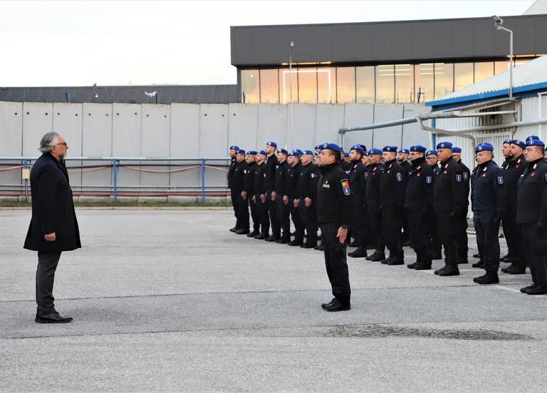 EULEX welcomes 5th specialised security unit during Kosovo elections