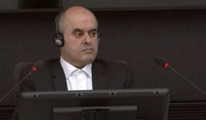 À sa demande, Naser Krasniqi a supprimé les clauses de sauvegarde dans le procès des anciens dirigeants de l'UCK