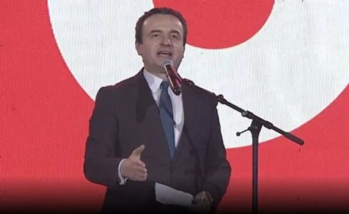 Programma VV ske ma denaro abbondante affitta la sala che costa 20.000 franchi a Zurigo
