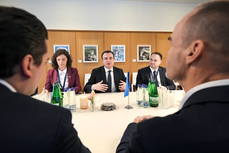 Albin Kurti paid 350,000 Euros for the Davos Forum, where he gave speeches against the opposition