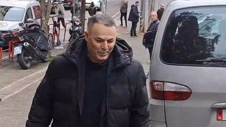 Ufficialmente sotto indagine, il parlamentare DP Aslan Dodjani è rappresentato nella JCKKO