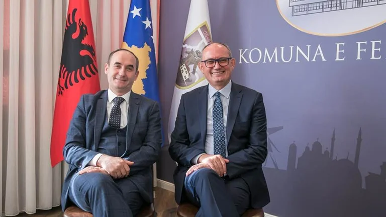 Ferizaj toujours dans le noir, réagit le maire adjoint Aliu: Rizvanlo a promis le fonctionnement du nouveau traumatisme le 15 Janvier, mais cela n'est pas arrivé