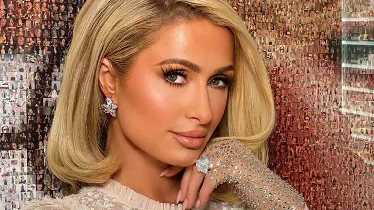Elle a aussi brûlé la maison de Paris Hilton fait un don de 100 000 $ à L.A.