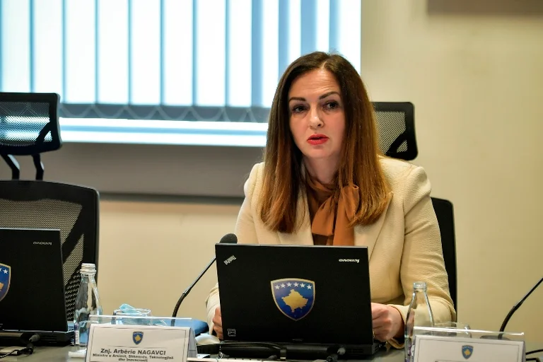 Sot pritej të bëhej përurimi i një shkolle në Viti: Nagavci e anulon, aty ende nuk janë kryer punimet