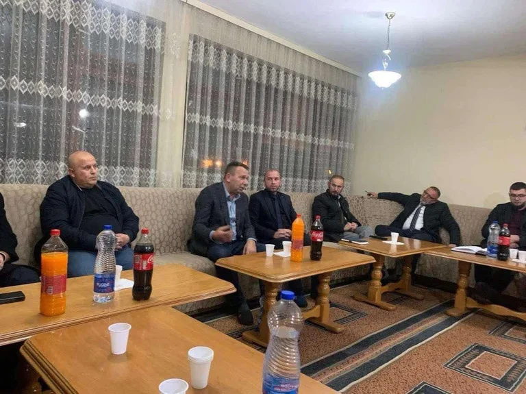 Rrahman Rama viziton Bashkësinë Islame në Vushtrri: Biseduam për nevojat e qytetarëve tanë dhe zgjidhjet që mund të ofrojmë