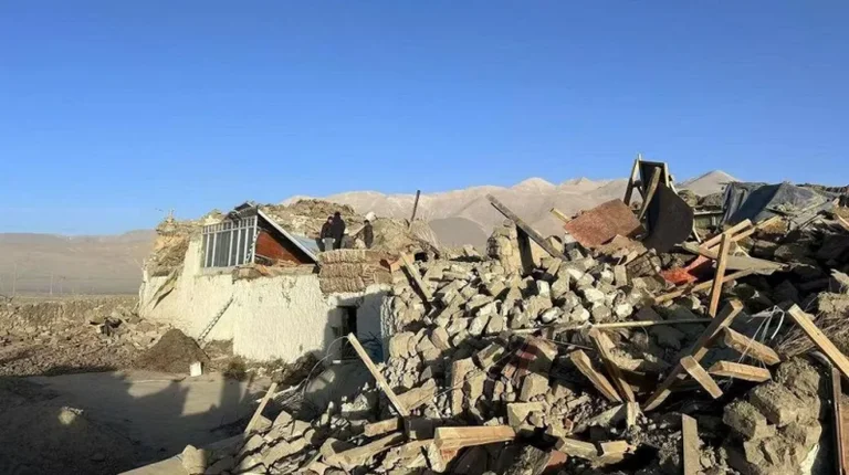 Shkon në 126 numri i viktimave të tërmetit në Tibet