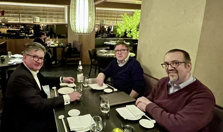 Lajçak zhvillon takimet e fundit si emisar i BE-së për dialogun Kosovë-Serbi, thotë se ndihet krenar për bashkëpunimin me SHBA-në gjatë mandatit të tij
