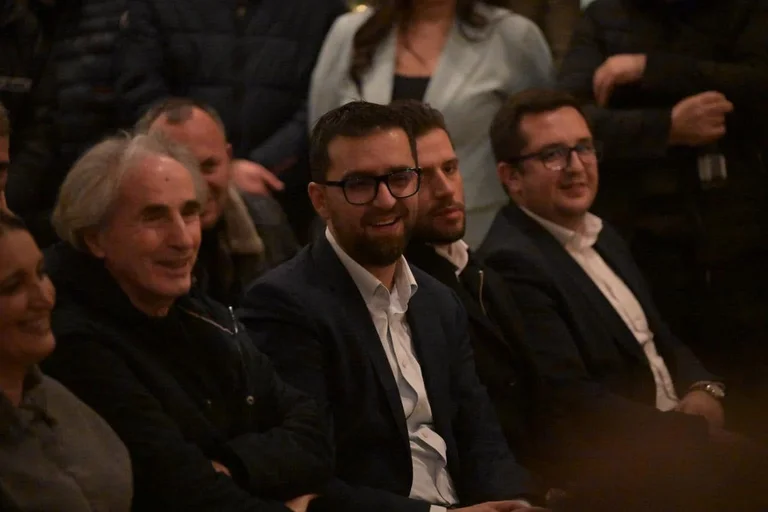 Havolli nga tubimi në dy fshatra të Podujevës: Të gjithë po kthehen në shtëpinë prej ku buron vet emri i Republikës së Kosovës