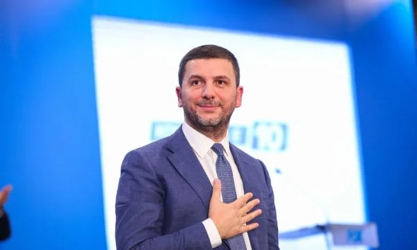 “Ritmi i rrugës”, Krasniqi: Tash ‘rimat’ e tekstet i them në parlament të Kosovës