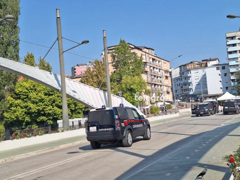 Një person në Mitrovicë hedhë mjet piroteknik në drejtim të automjetit të KFOR-it, arrestohet