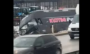 Trois blessés dans l'accident du magistrat de Pristina