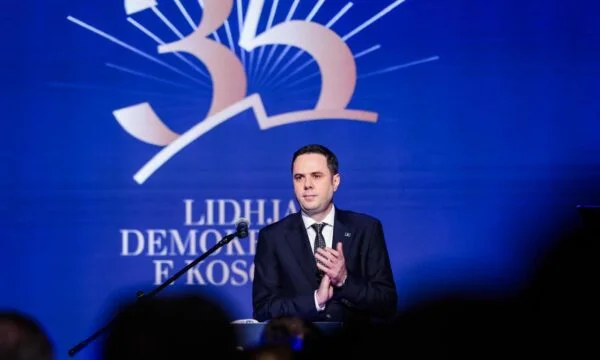 Eh bien, les années de LDK35 ans, Obadiah: Nous reviendrons très vite, nous ferons le rêve européen en tant qu'Européen.