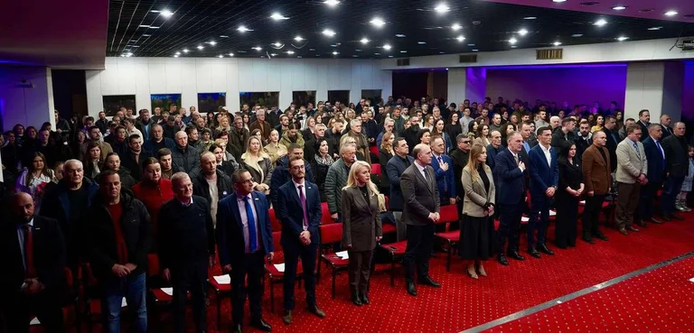 NISMA tient un rassemblement dans la capitale : Pristina s'est alignée sur les œuvres