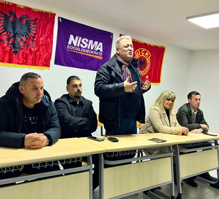 Berisha de son pays natal: Ce sont des élections pour le Kosovo qui sont menacées par l'adolescence au pouvoir
