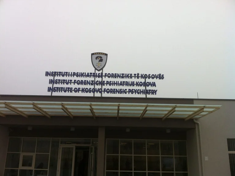 Two patients flee from Psychiatry in Pristina
