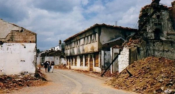 Data by AKS: An estimated 11 thousand and 417 people have been killed during the war in Kosovo, 6 thousand and 662 injured, and another 1 000 and 47 have disappeared