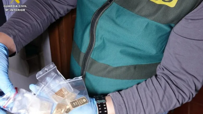 Europol, SPAK ha colpito la rete di riciclaggio di denaro, totale 27m euro krypovaluta