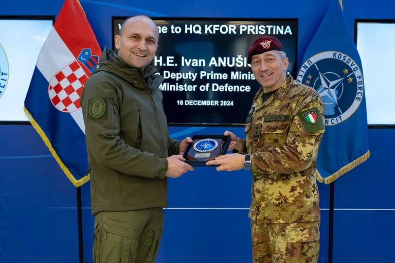 KFOR Commander Meets Croatian Defence Minister, Tells Security in Kosovo