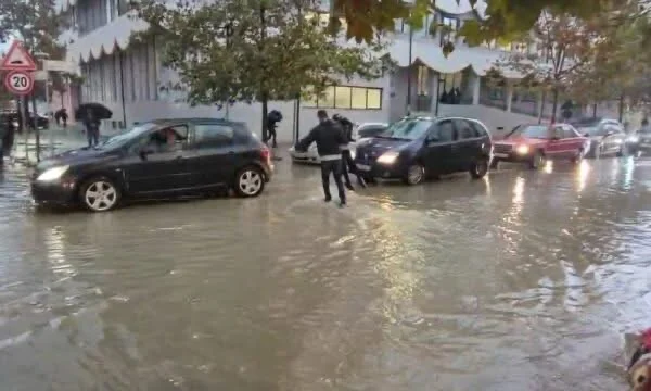 Bad weather, part of Durres flooded