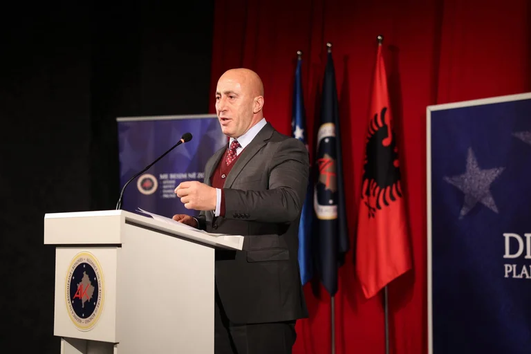 Haradinaj: Gjilan a été oublié par le gouvernement, la route reste déserte