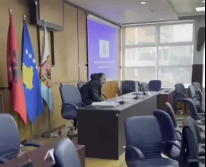 Gezim Svechla tries to reason on vandal action: Even though the microphone was fixed...