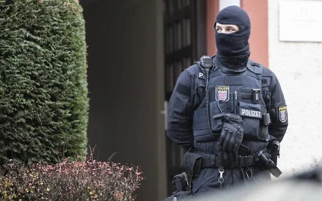 Trois arrêtés en Allemagne, préparant des attaques extrémistes