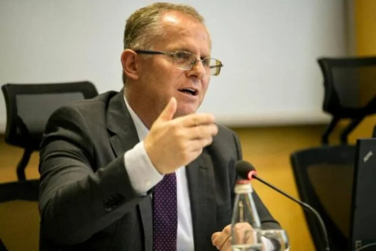 Bislimi për marrëveshjen midis KEDS-Elektrosever: Fundi i ilegalitetit dhe mospagesës së rrymës në Veri