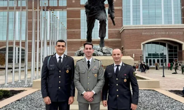 KSF-Offizienzabsolvent in Vereinigte Staaten