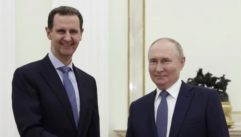 Kremlin: Putin approved of Assad's asylum after Damascus fell