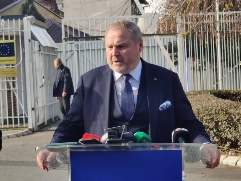 Terras : Les criminels doivent être traduits en justice, je suis un général, et c'est pourquoi un plan est nécessaire.