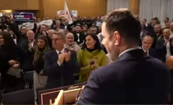 Obadiah remercie les exilés de Vienne: Vous avez répondu à l'appel à la droite nationale