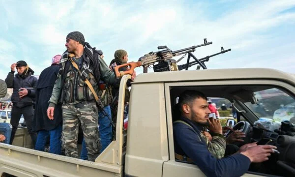 Syrian rebels proclaim 13-hour siege in Damascus