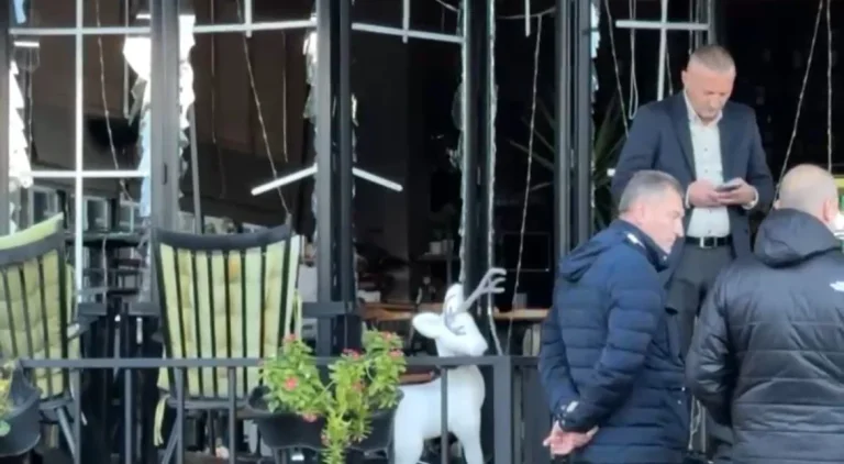 La explosión tritooli en un Vlora local causa numerosos daños materiales