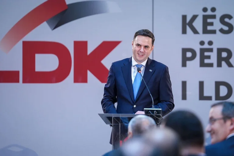 Abdías: La República de Kosovo se encuentra hoy en una encrucijada histórica
