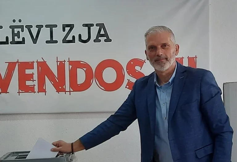 AGK réagit après que VV Mujka a attaqué le journaliste Mimoza Koprati Mucaj et comparé KTV à Sputnik russe