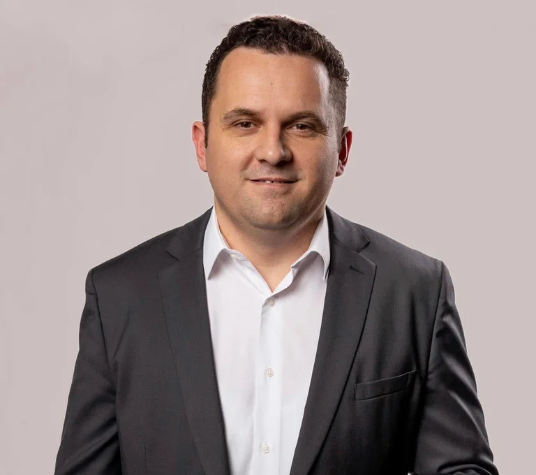 Former director of Urbanism in Pristina formalised as LDK MP candidate