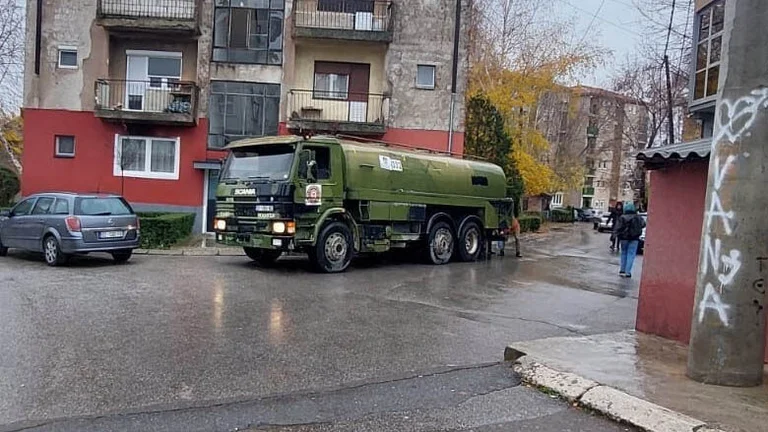 CRU “Mitrovica”: L'approvisionnement en eau se normalise, n'est utilisé que pour les besoins d'hygiène