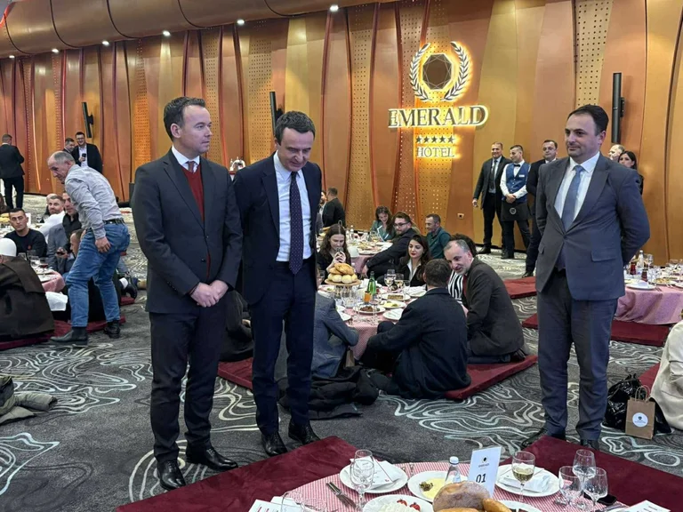Contrariamente a tiempos pasados, este año Peci está en línea con la Lama Evening Meal, Osman sey va