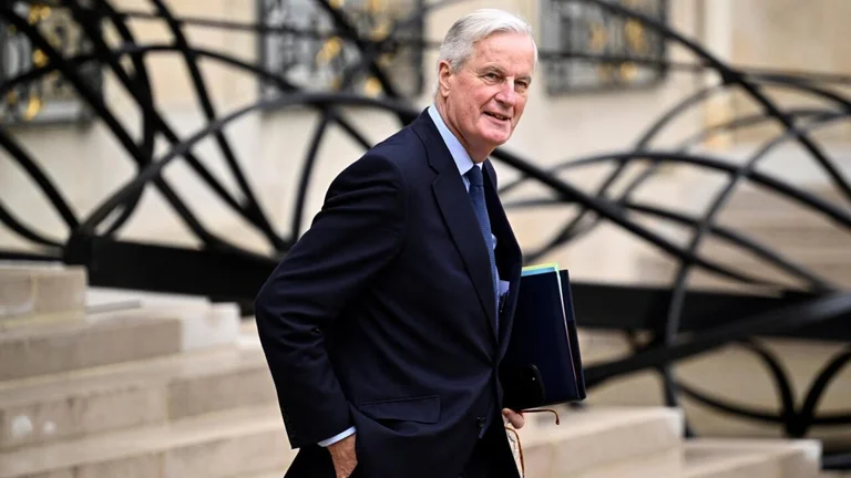 French Prime Minister Faces No Confidence Vote
