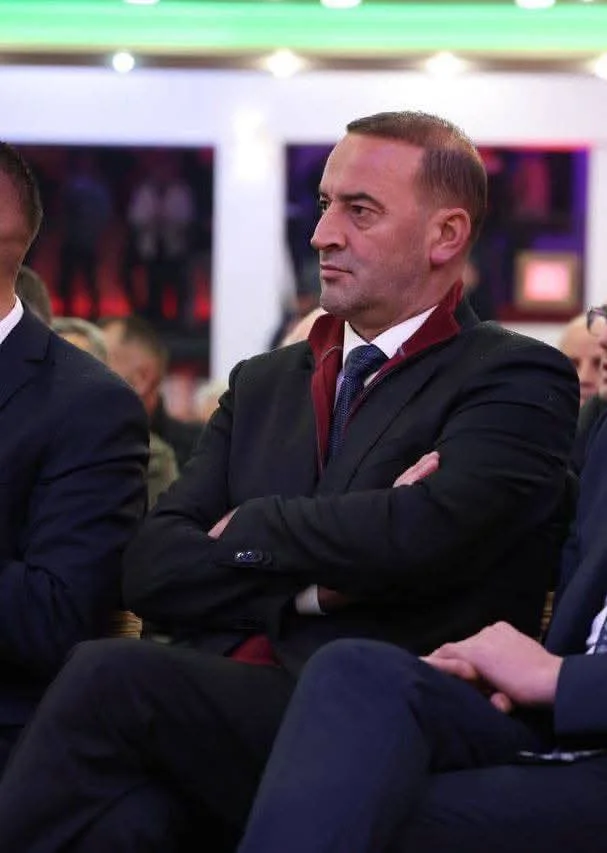 Daut Haradinaj remercie la police, la KSF, l'AKI et les unités d'urgence pour leur engagement dans le nord