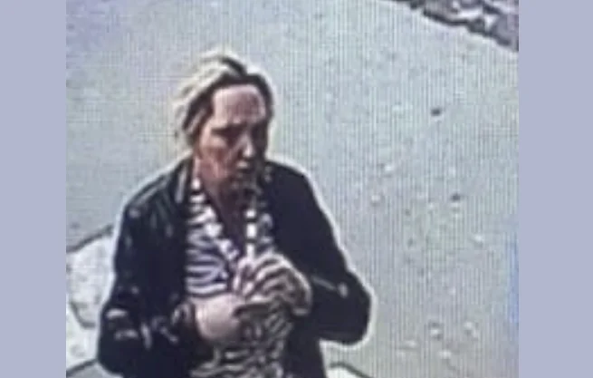 Suspecté de vol, la police cherche de l'aide pour trouver une femme