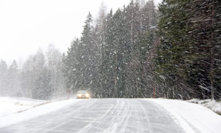 Wettervorhersage: Regen heute, Temperaturen werden von 1 bis 4 Grad C#-Quellendateien erwartet