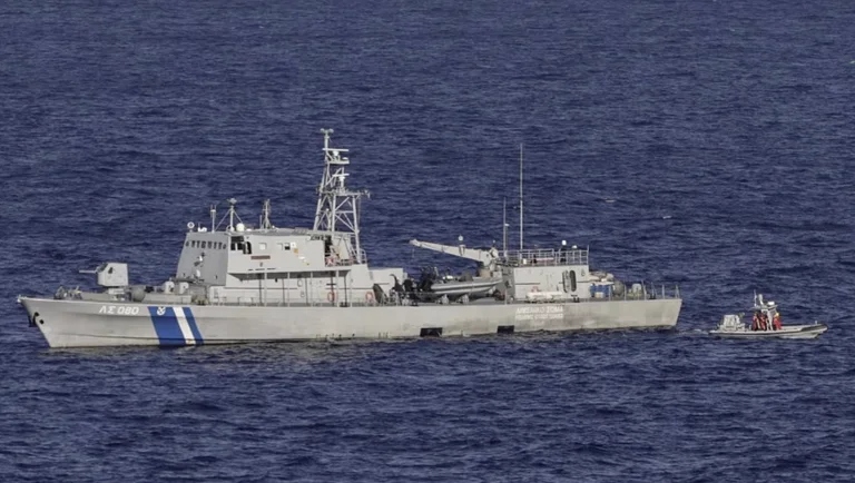 Au moins huit immigrants se noient sur l'île grecque