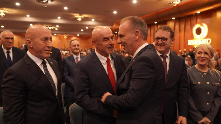 Lushtaku erzählt, warum er sich Haradinaj und Limain angeschlossen hat: KLA Werte vertreten