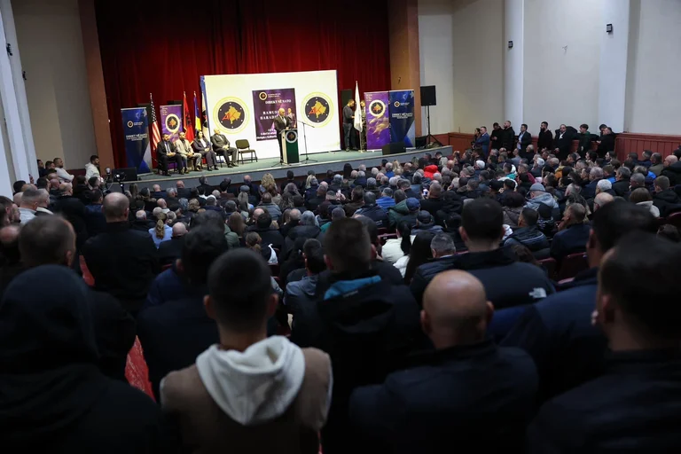 Haradinaj en Istog: salaire minimum à monter à 500 euros, moyenne à 1000 euros