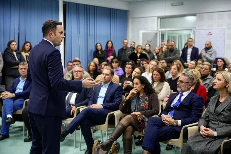 Abdixhiku von QKMF in Pristina: Unser Plan wird Kosovo führend in der gesundheitlichen Transformation in der Region!