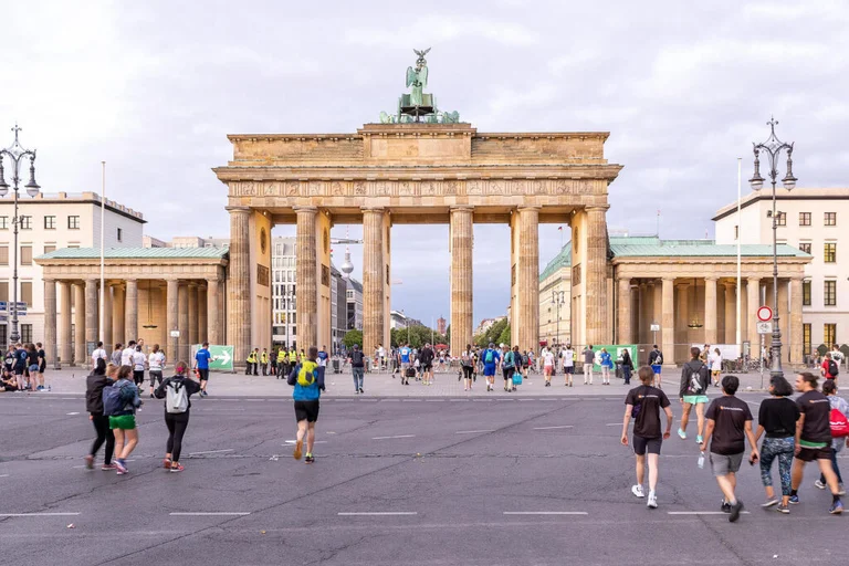Sauvez le voyage à Berlin maintenant, profitez des offres spéciales!