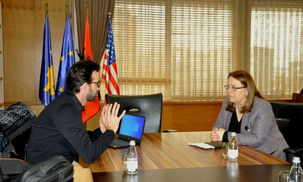 Yusuf Thaci da aclaración al proyecto el LVV está acusando a Hykmete Bajrami de: Ella lo denunció.