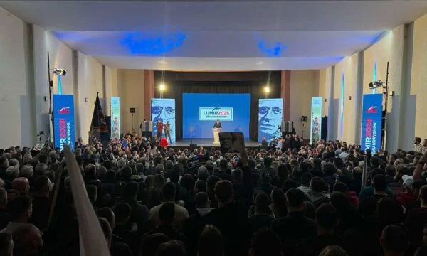 El mensaje de Obadiah al Gobierno: Mantén a su familia cerca del dinero estatal